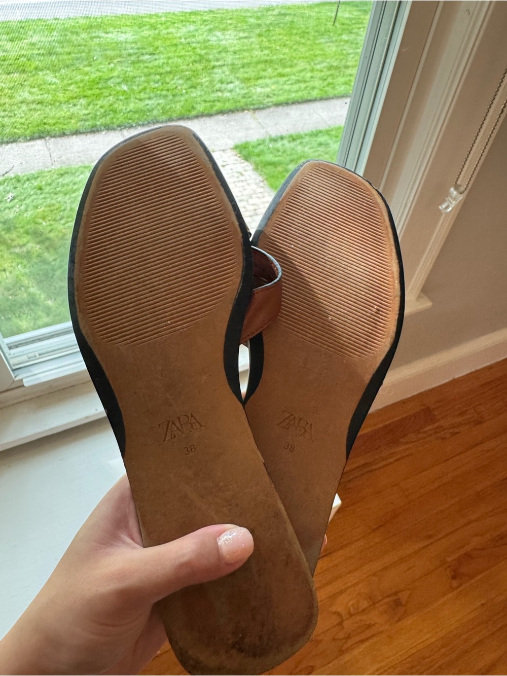 ZARA Brown Leather-Look Slide Sandals - Picture 3 of 3